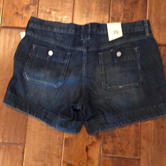 Old Navy Jean Shorts - Picture 4 of 5